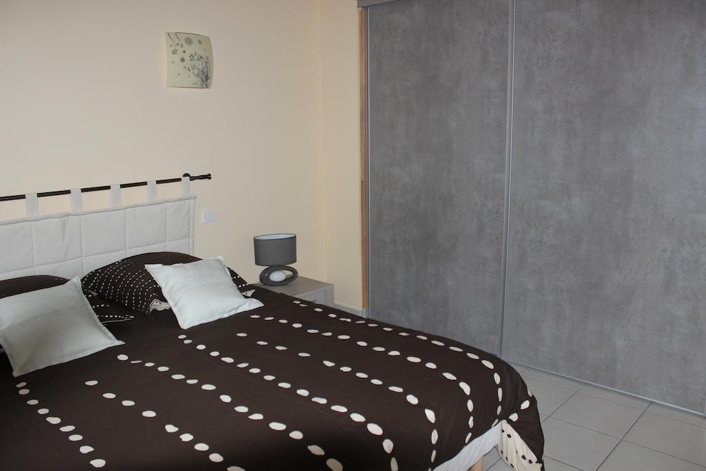 Le Pailler De La Planque Apartment Camplong Room photo